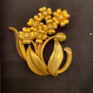 Vintage big flower brooch